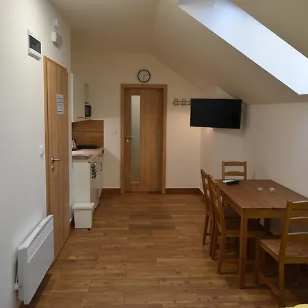 U Hujňáků 3* Rohatec
