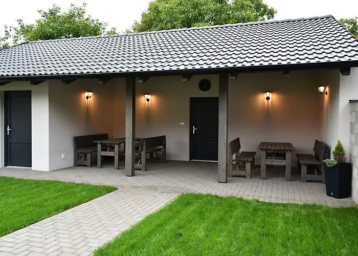 U Hujnaku Gæstehus 3*